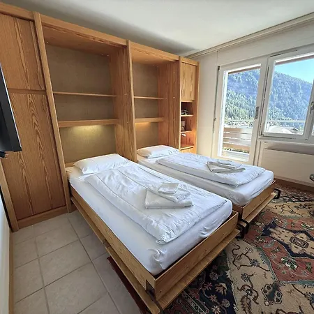 Fluee 8 アパート *